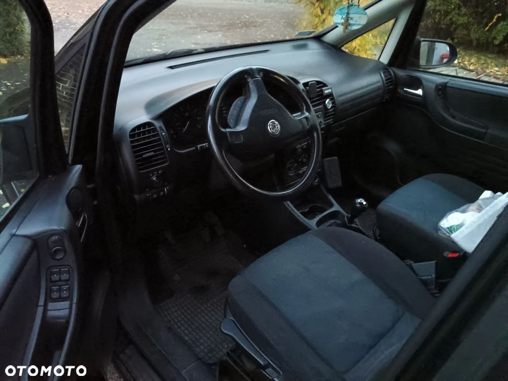 Opel Zafira 1.8 16V - 5