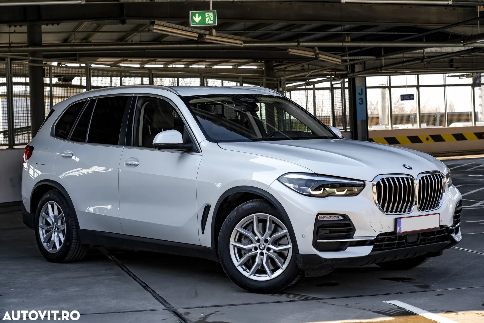 BMW X5 xDrive45e AT PHEV - 4