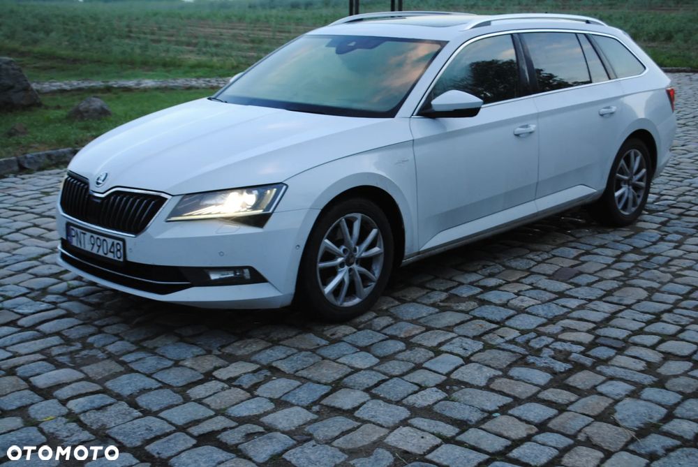 Skoda Superb 2.0 TDI 4x4 L&K DSG - 1