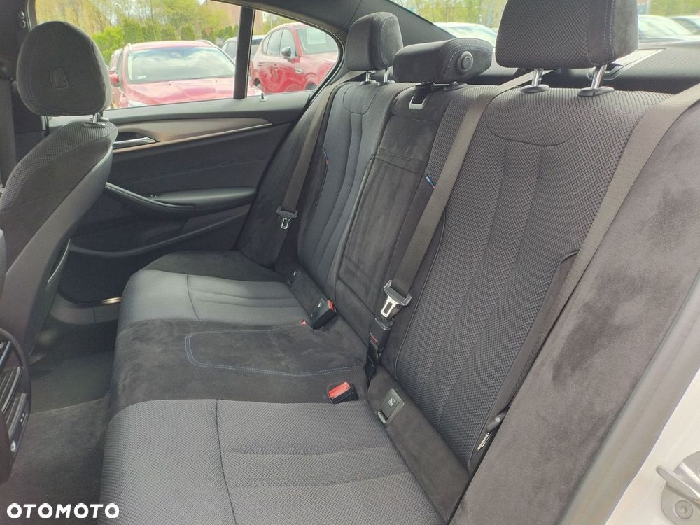 BMW Seria 5 - 16