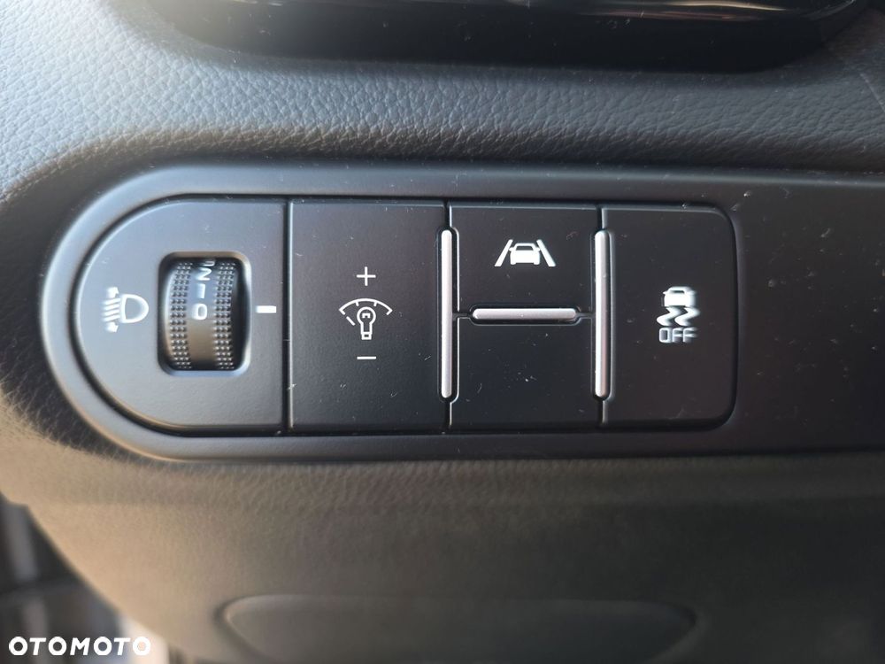 Kia XCeed 1.6 T-GDI Tribute DCT - 24