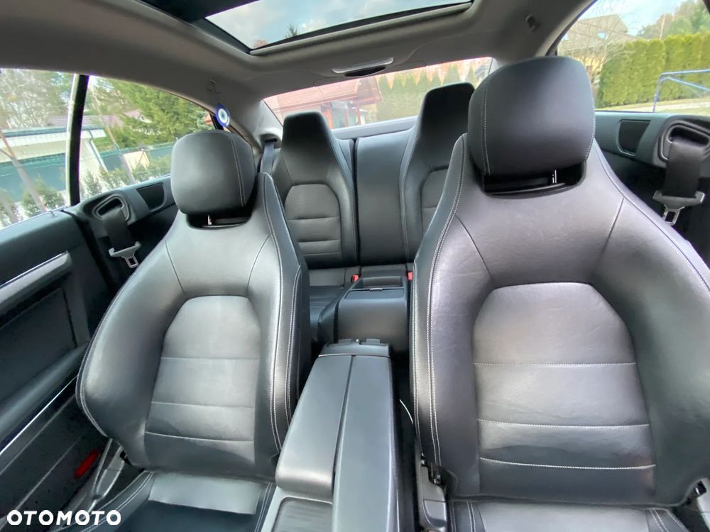 Mercedes-Benz Klasa E 350 CDI BlueEff - 17