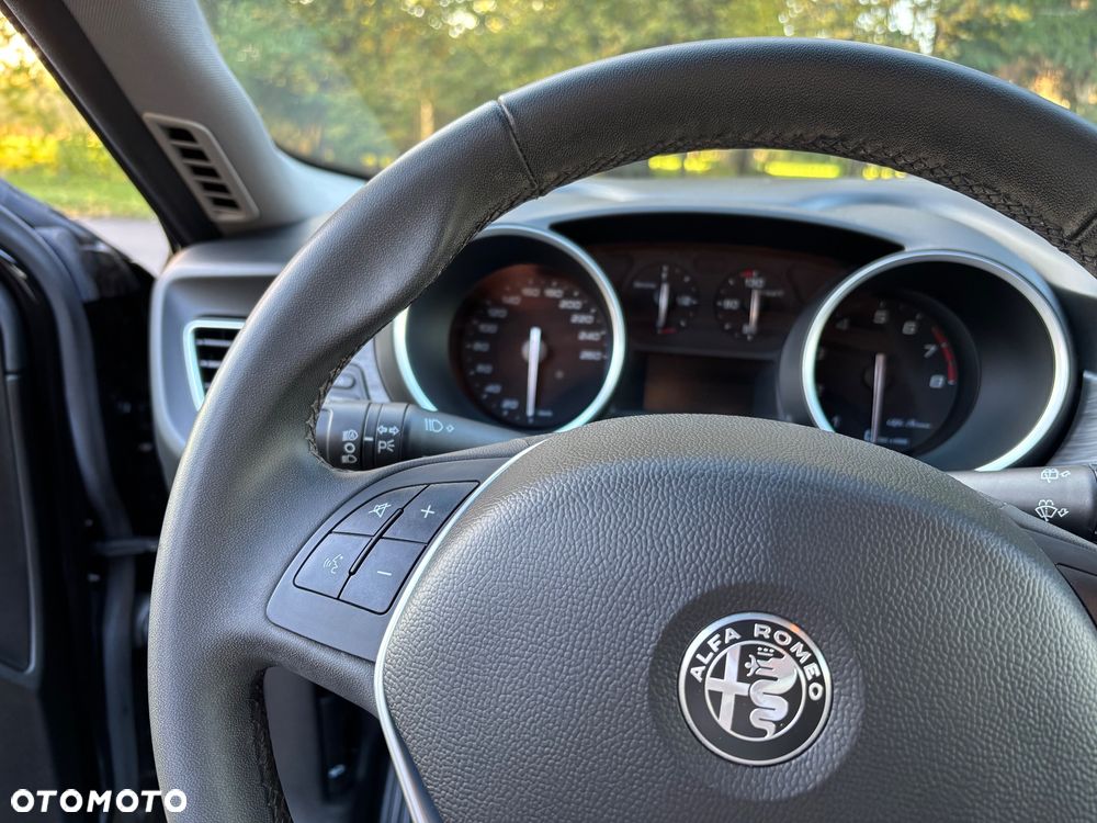 Alfa Romeo Giulietta 1.4 TB 16V Lusso Ti - 18
