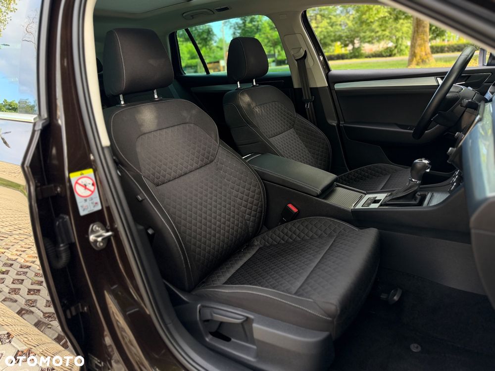 Skoda Superb 2.0 TDI DSG Style - 15