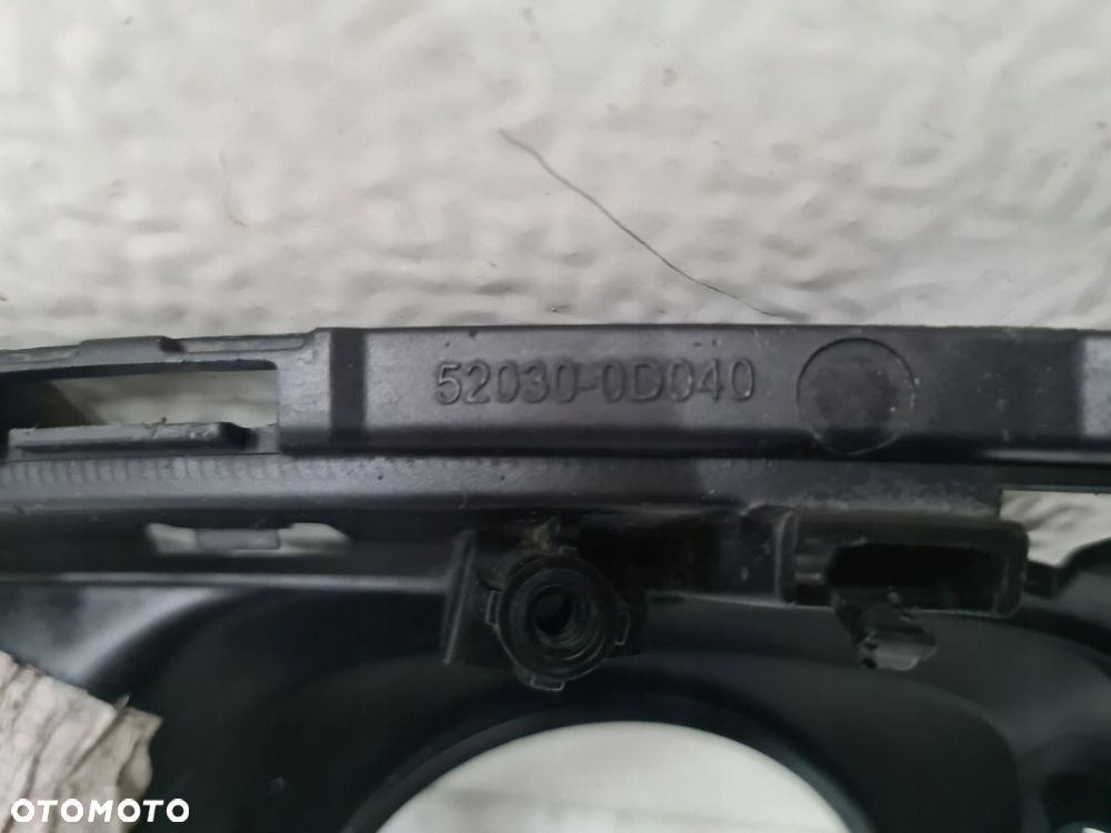 Kratka zderzaka prawa Toyota Yaris III lift - 4