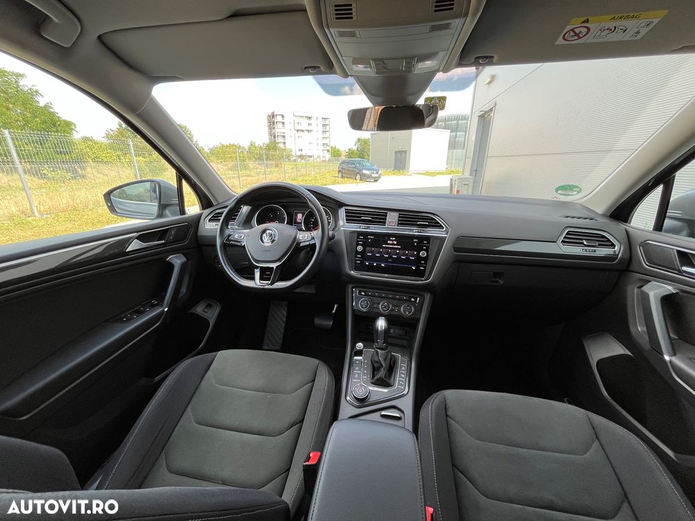 Volkswagen Tiguan 2.0 TDI SCR 4MOTION BlueMotion Technology DSG Lounge Sport & Style - 16