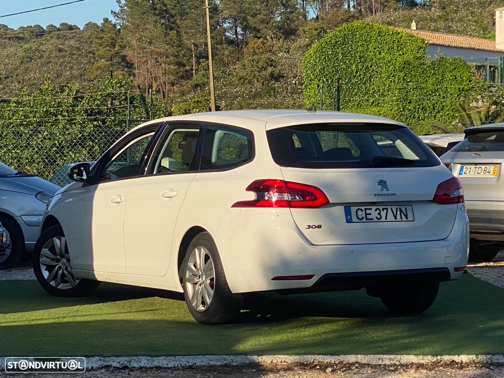 Peugeot 308 SW PureTech 110 Stop & Start Active - 4