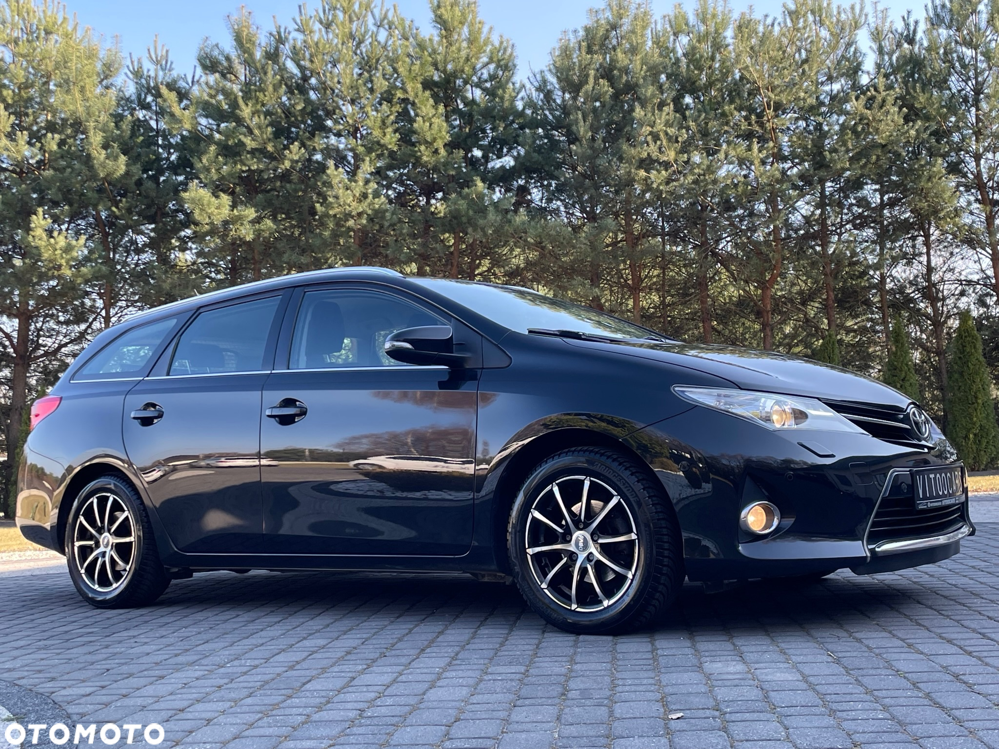 Toyota Auris 1.6 Premium - 11