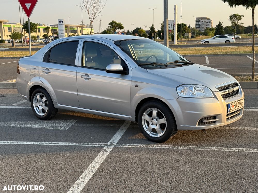 Chevrolet Aveo 1.4i Premium - 2