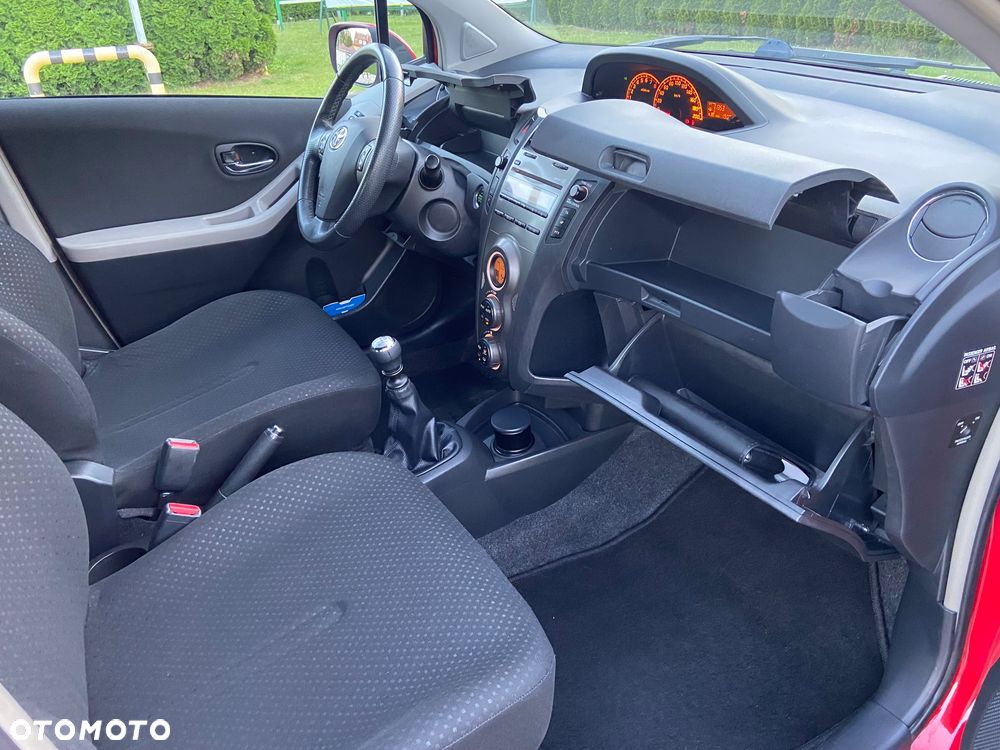 Toyota Yaris 1.33 Prestige - 18