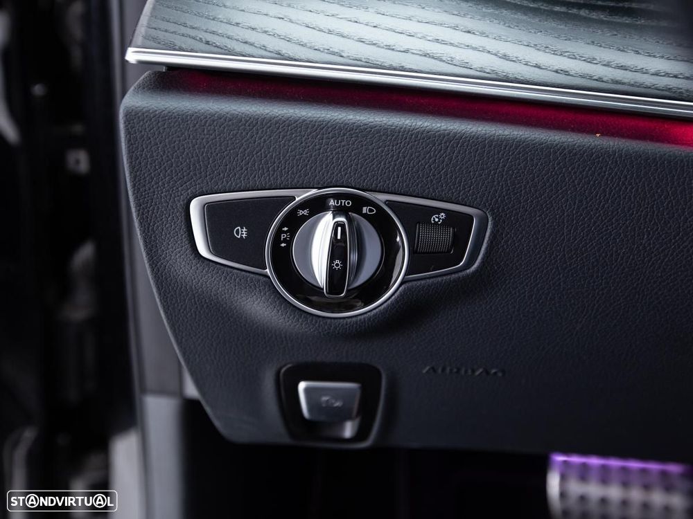 Mercedes-Benz E 300 de 4Matic 9G-TRONIC AMG Line - 18