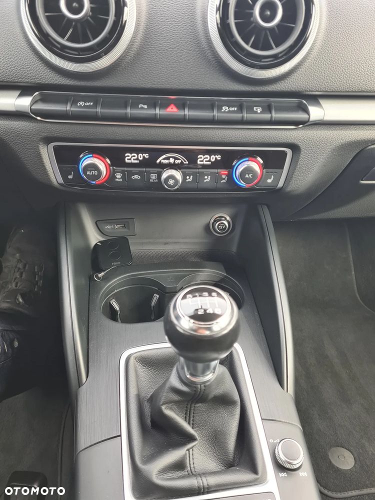 Audi A3 Sportback 1.4 TFSI cylinder on demand ultra Attraction - 22