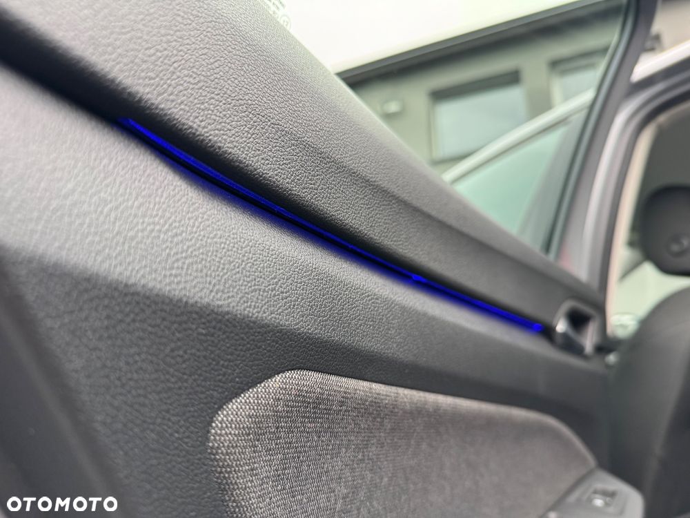 Volkswagen Golf VIII 1.0 TSI Life - 17