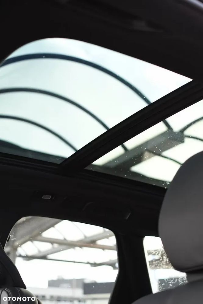 Volvo XC 60 B5 B AWD Plus Black Edition - 15