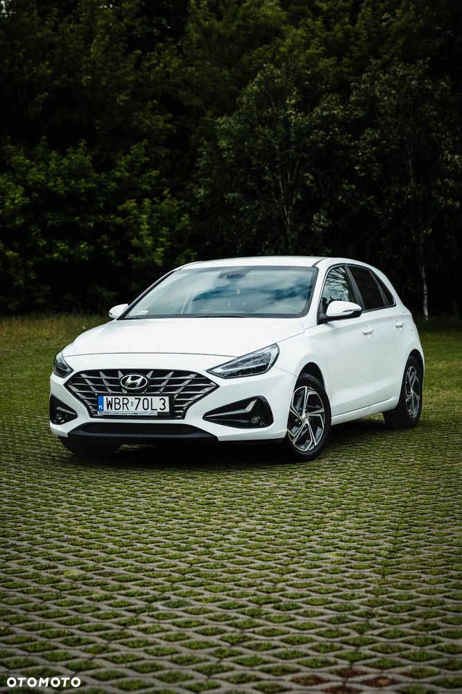 Hyundai i30 1.5 DPI Modern - 1