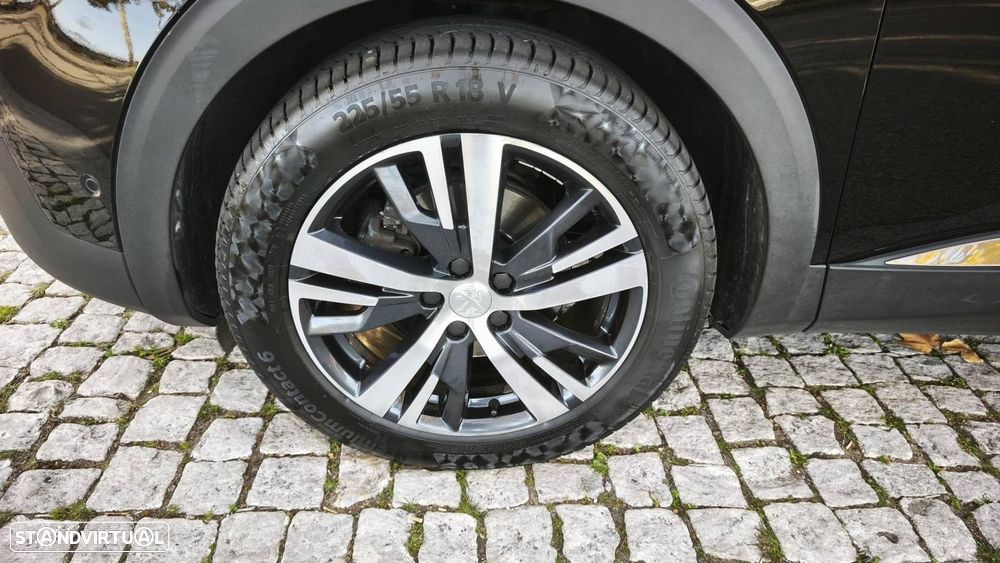 Peugeot 5008 1.5 BlueHDi Allure Pack EAT8 - 42