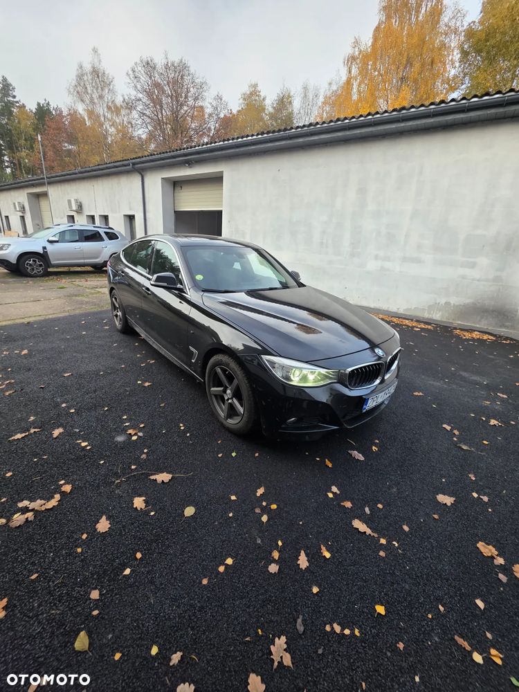 BMW Seria 3 320i GPF xDrive Sport Line Shadow - 28