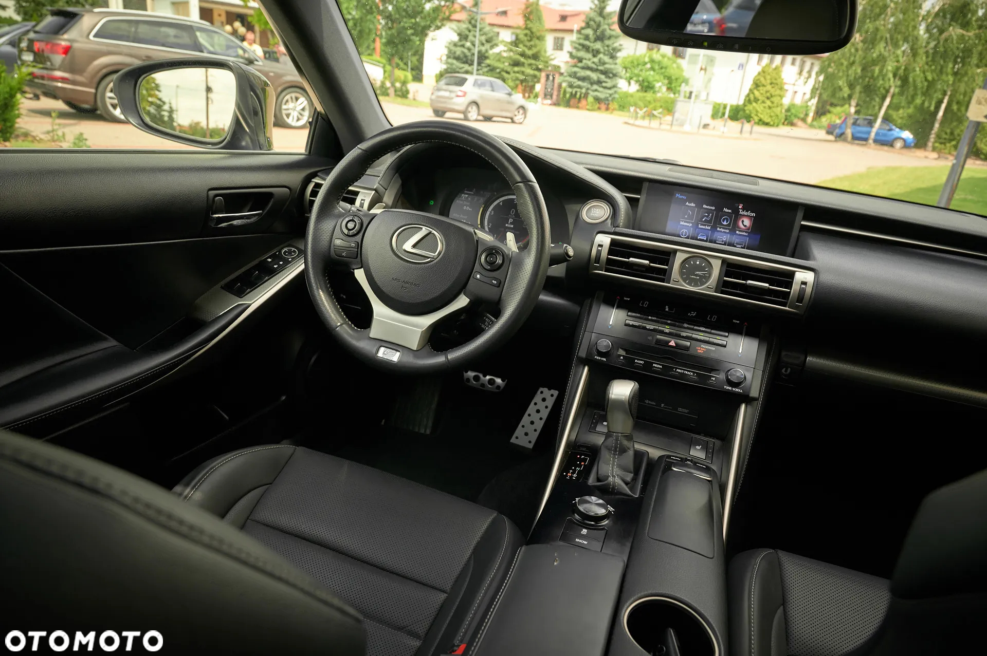 Lexus IS 250 F Sport - 32