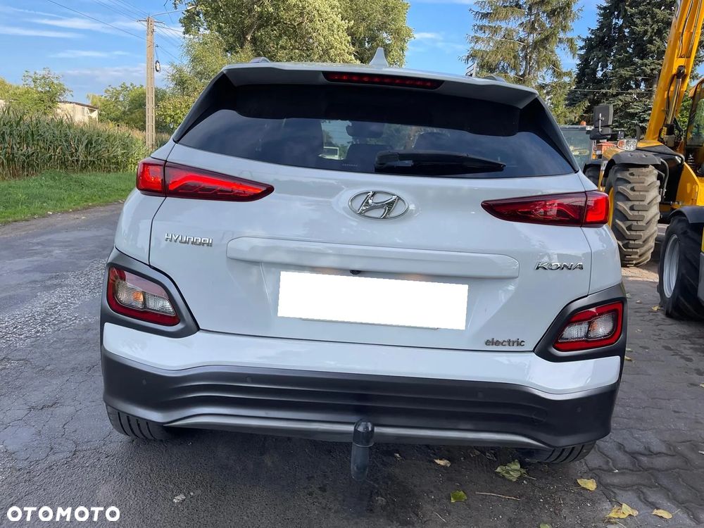 Hyundai Kona 64kWh Premium - 34
