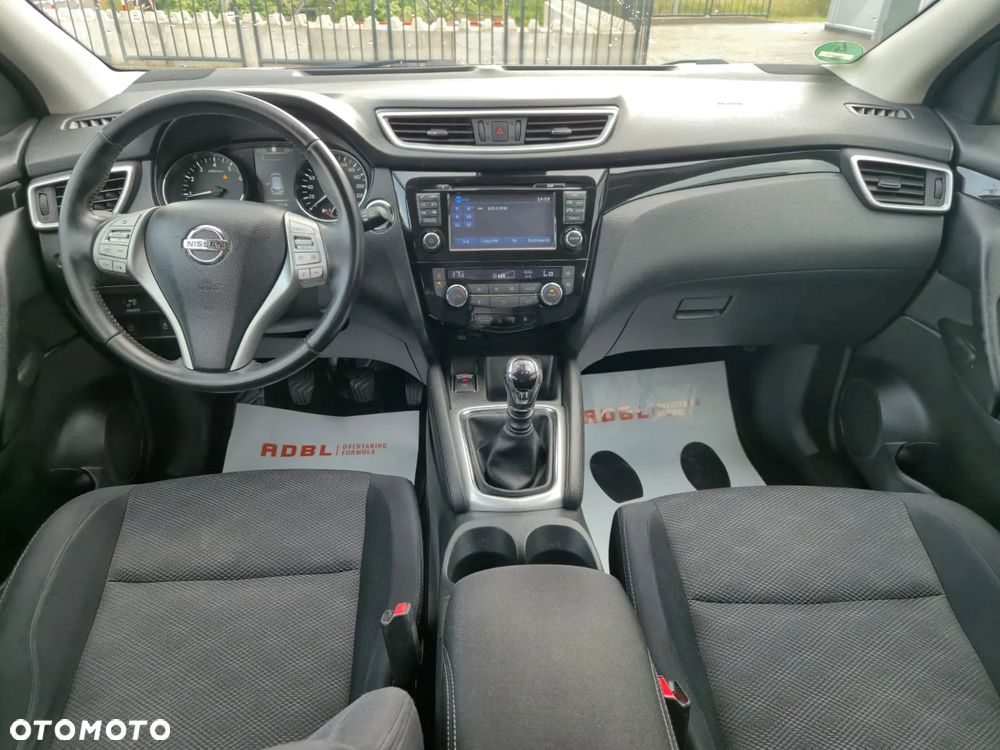 Nissan Qashqai 1.2 DIG-T 360 - 16