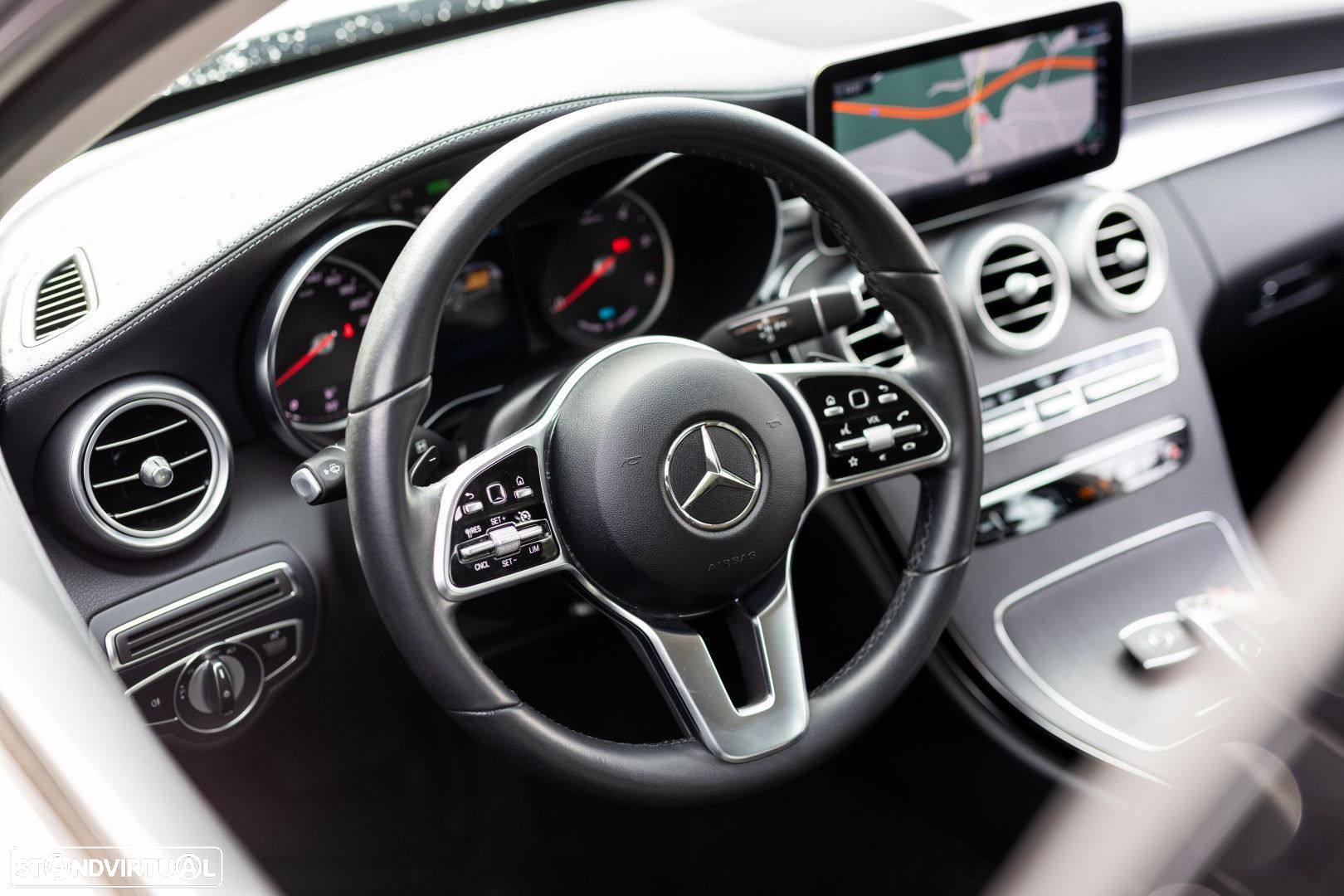 Mercedes-Benz C 300 - 13