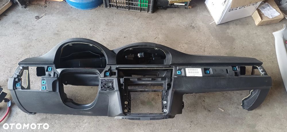 BMW E90 E91 E92 E93 DESKA KONSOLA POD NAVIGACJĘ navi EUROPA