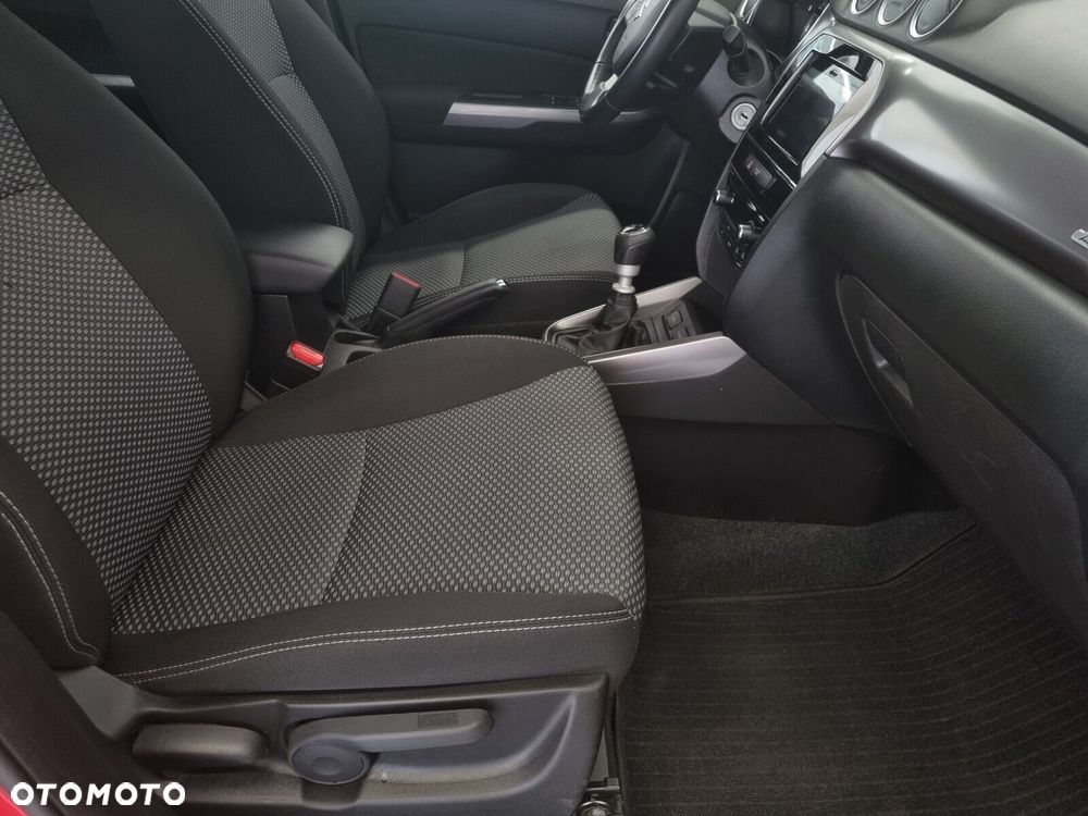 Suzuki Vitara 1.4 Boosterjet SHVS Premium 4WD - 10