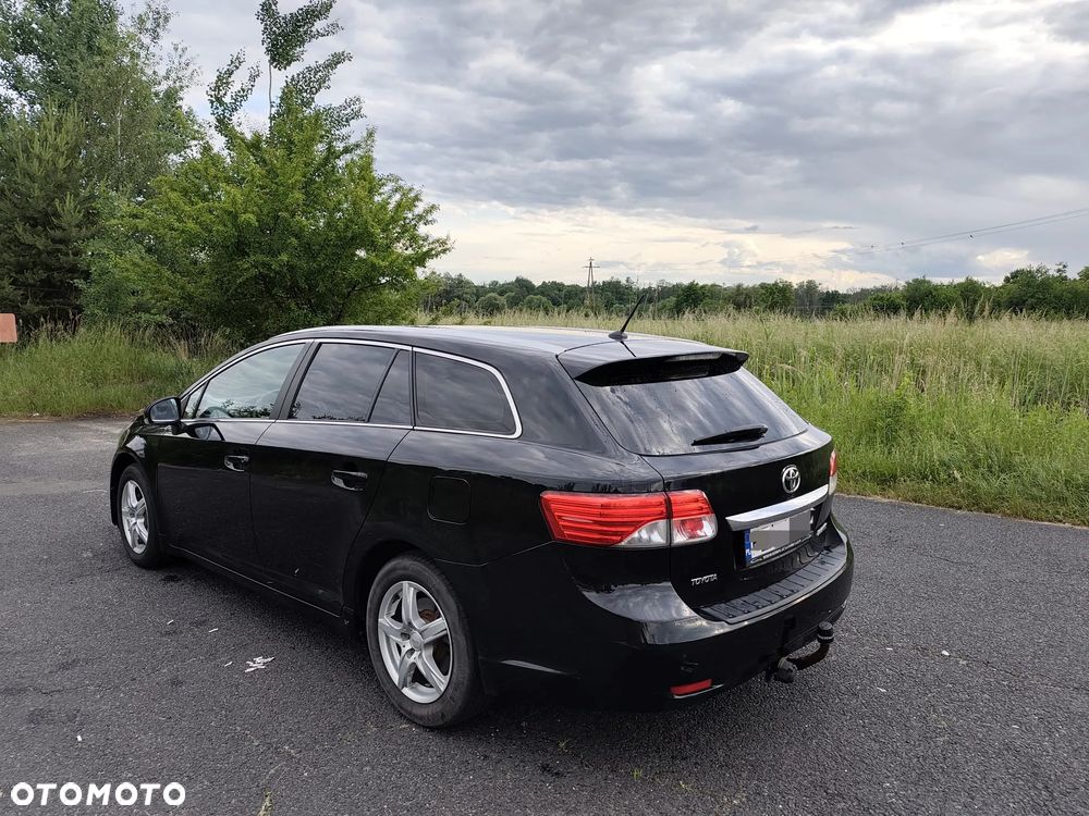 Toyota Avensis 1.8 Comfort - 7