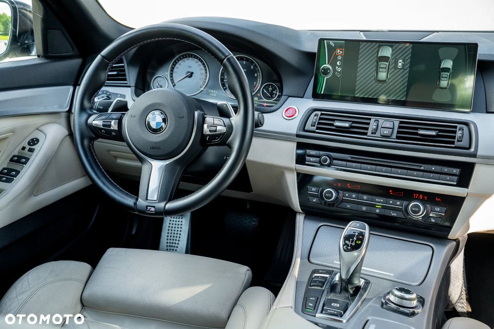 BMW Seria 5 528i Sport-Aut - 25