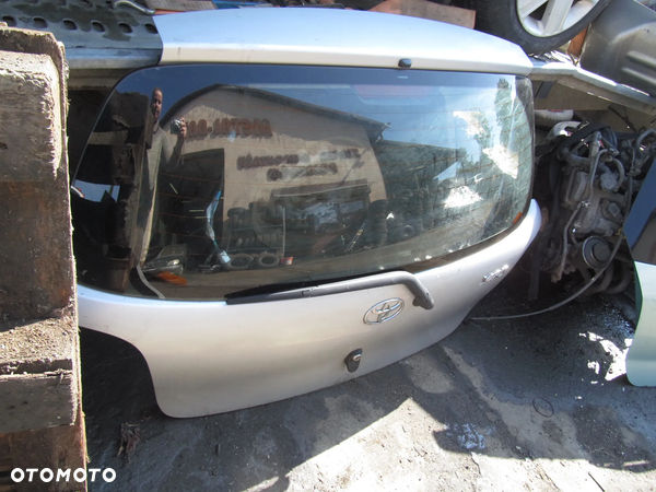 klapa tył do Toyota Yaris przedlift 3d