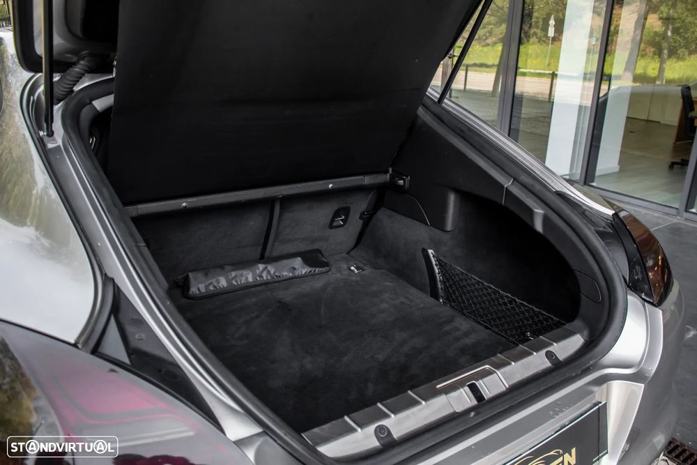 Porsche Panamera Platinum Edition - 35