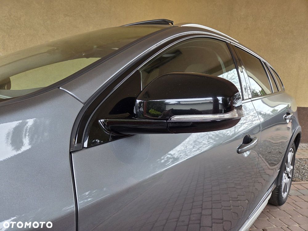 Volvo V60 Cross Country D4 Geartronic Summum - 12
