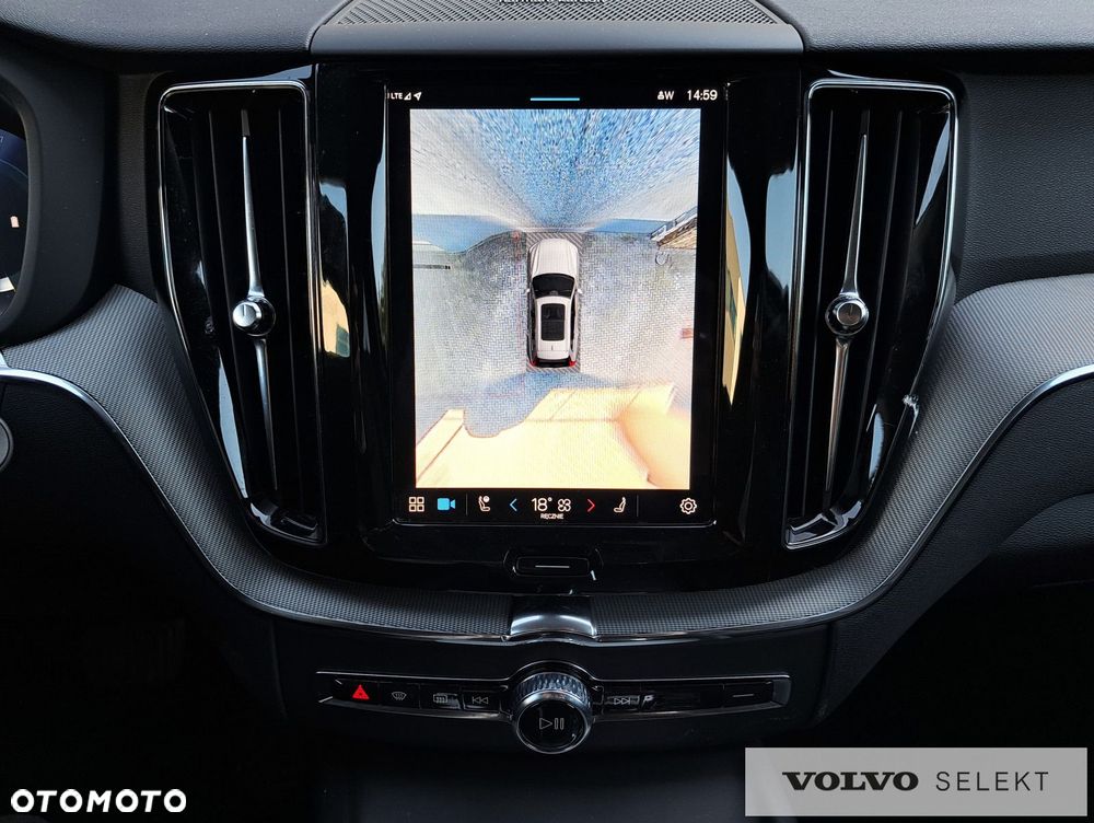 Volvo XC 60 - 25