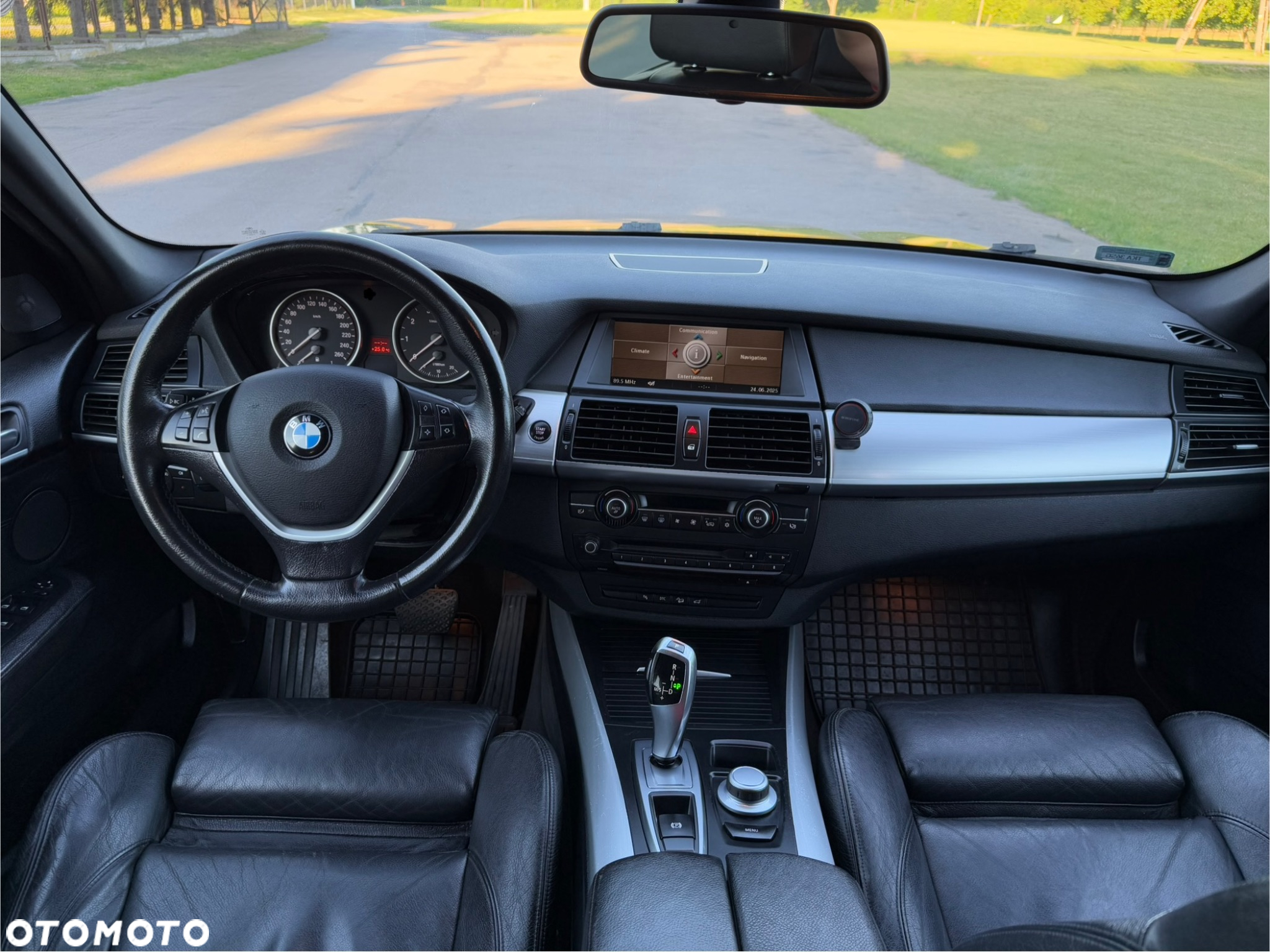 BMW X5 4.8i xDrive - 19