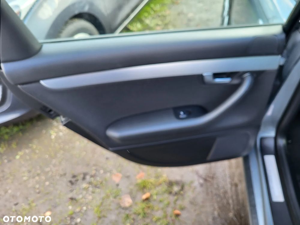 Audi A4 Limousine 1.8 T multitronic - 24