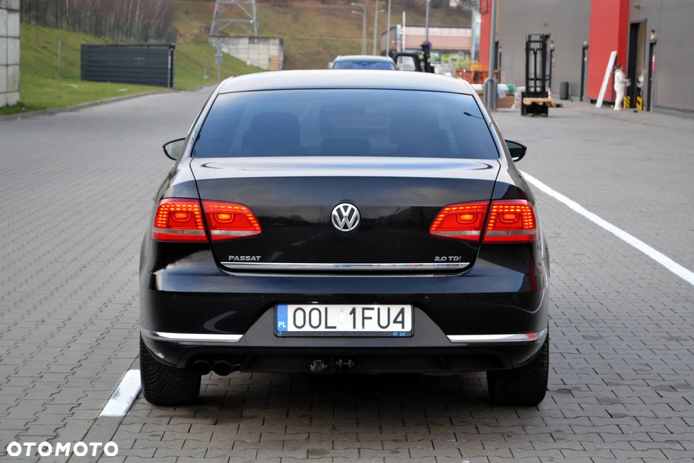 Volkswagen Passat 2.0 TDI DPF Highline DSG - 27