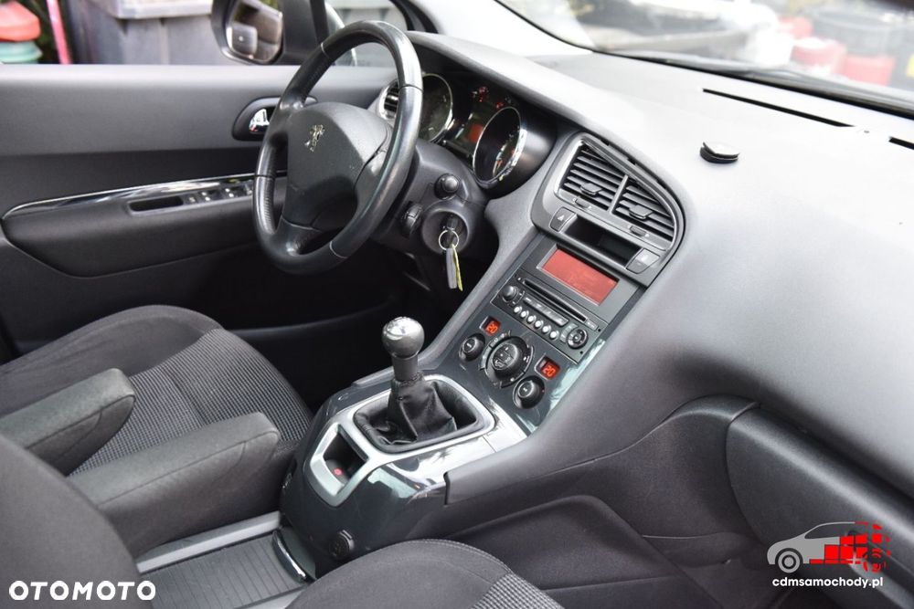 Peugeot 5008 - 27