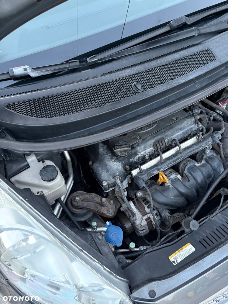 Kia Venga 1.6 M - 34