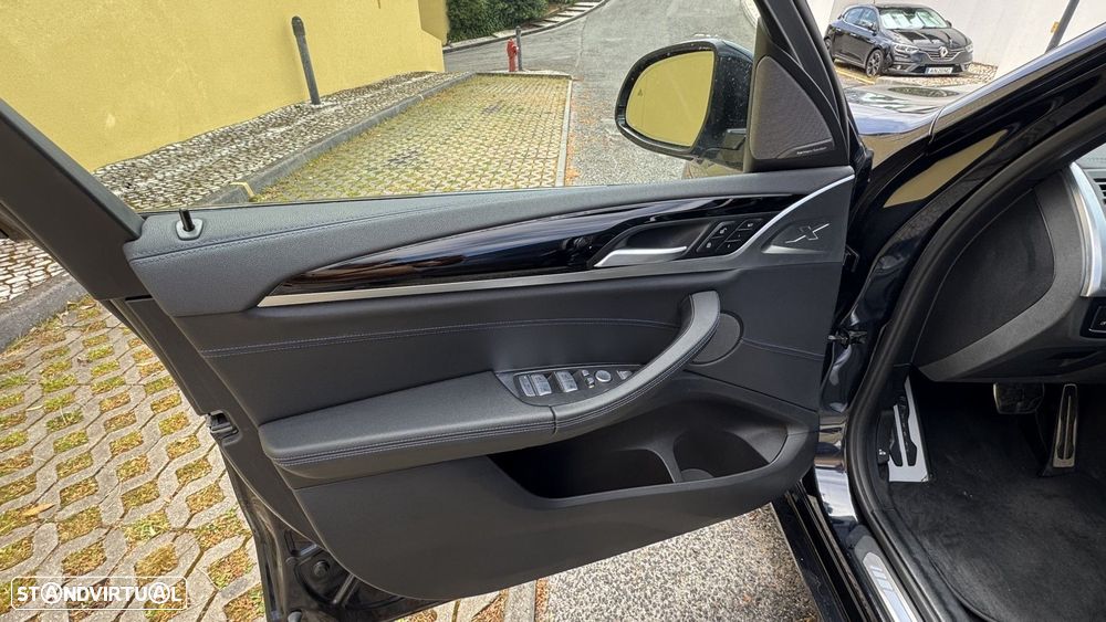 BMW iX3 M Sport Impressive - 27