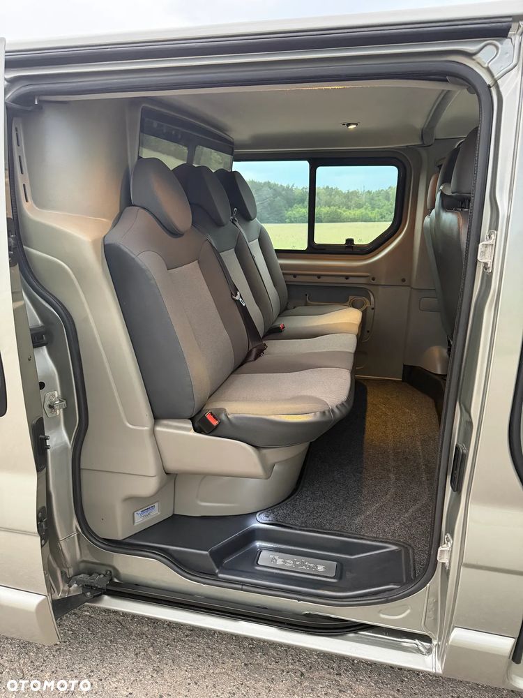Renault TRAFIC*L2H1*2012*Klimatronik*6osób*bardzo zadbane auto - 8