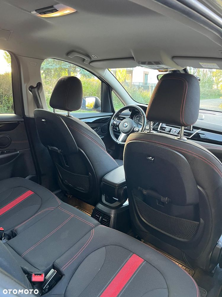 BMW Seria 2 218d Sport Line - 7