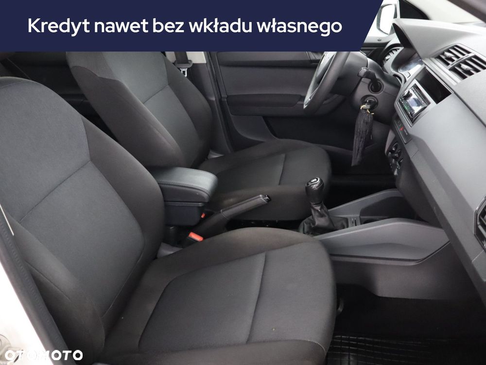 Skoda Fabia - 11