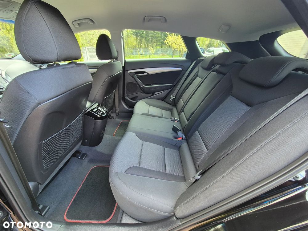 Hyundai i40 Kombi blue 1.7 CRDi Trend - 36