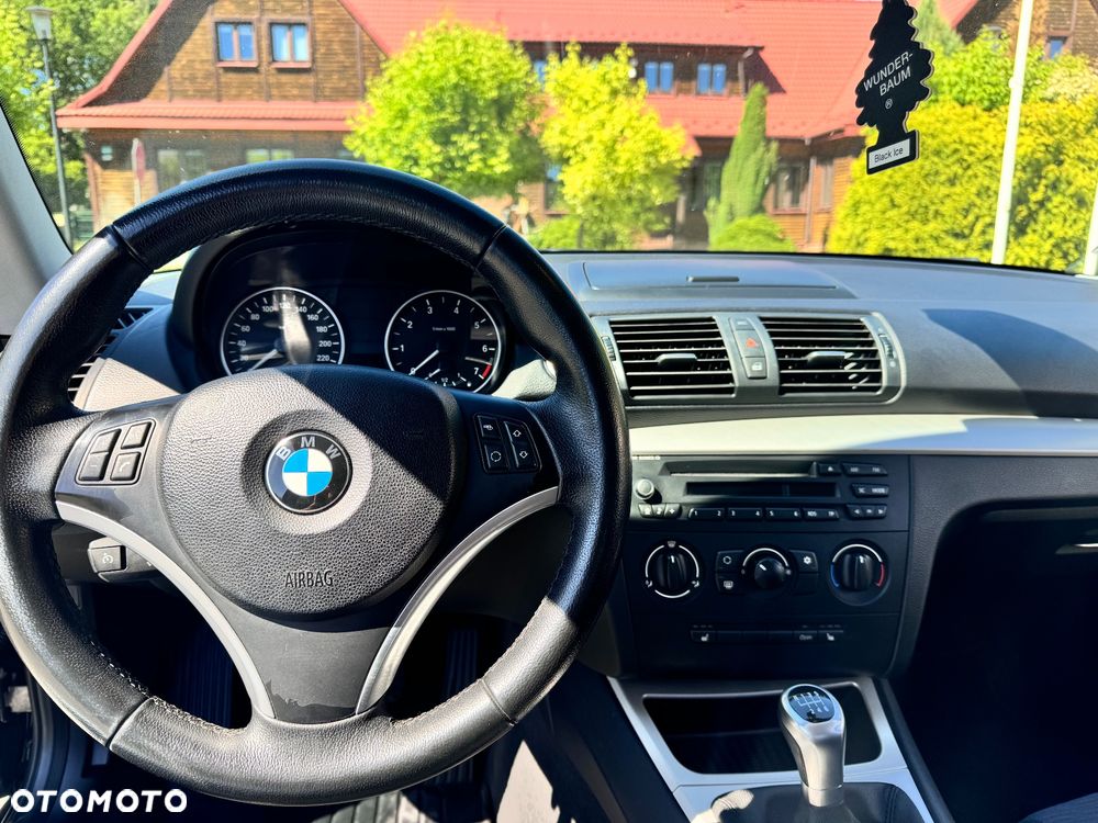 BMW Seria 1 116i - 20