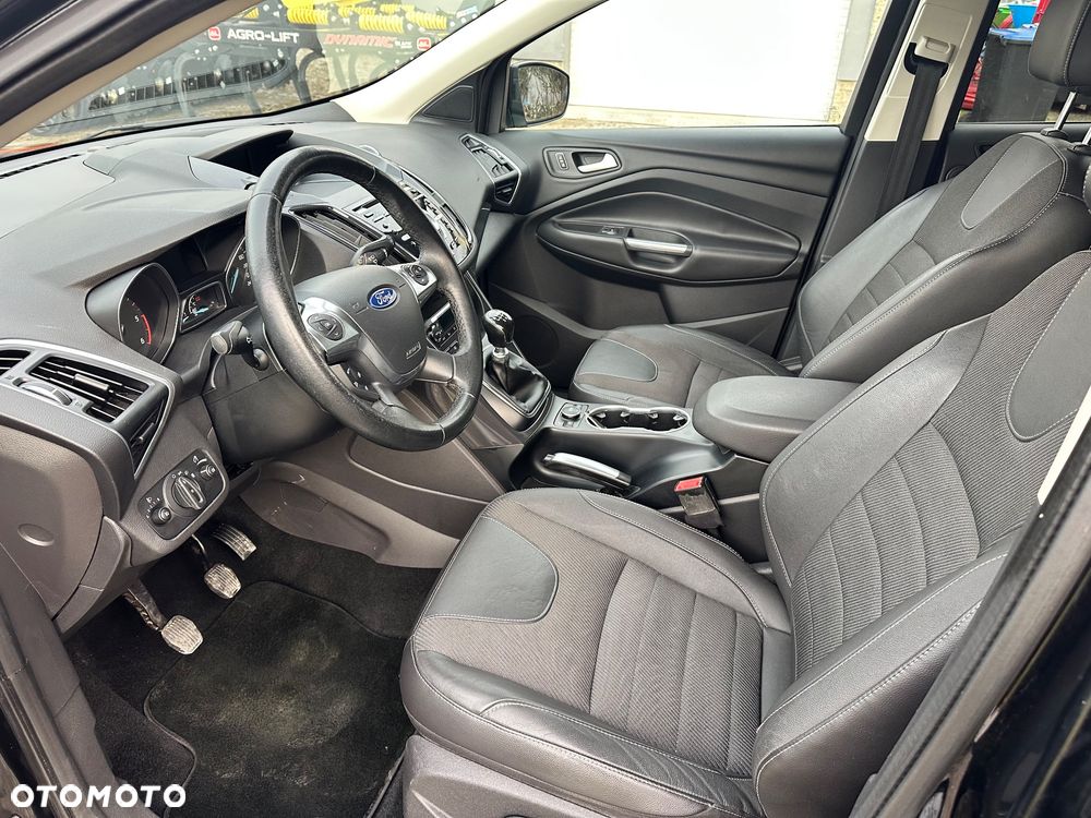 Ford Kuga 2.0 TDCi 4x4 Titanium - 18