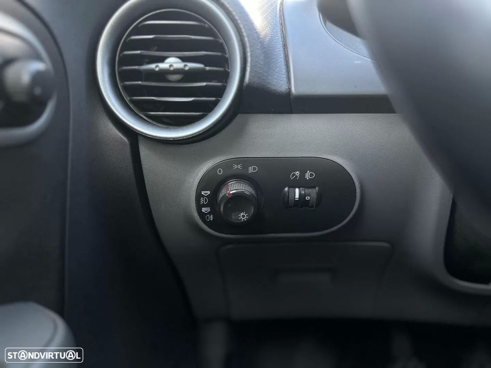 SEAT Ibiza 1.2 12V Reference - 27