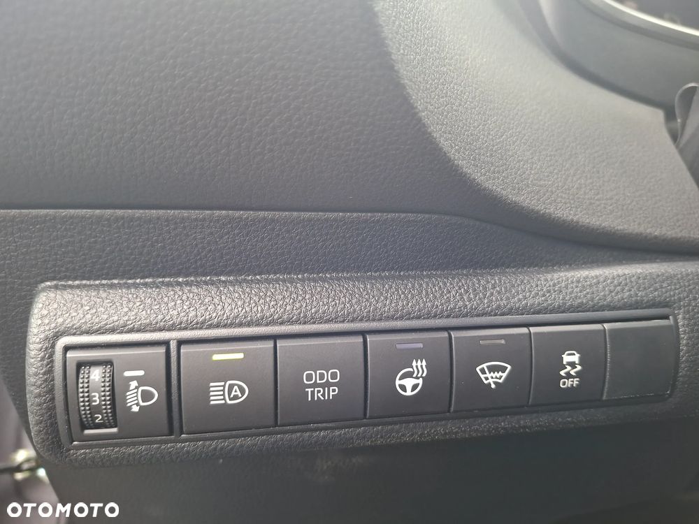 Toyota Corolla 1.8 Hybrid Active - 19
