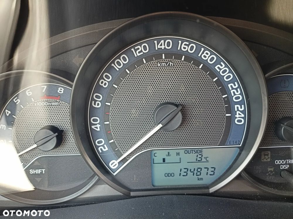 Toyota Auris 1.6 Active - 12