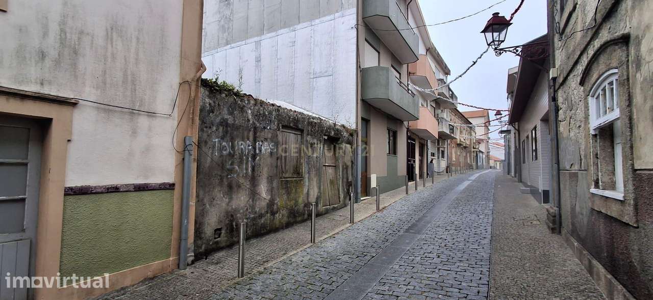 TERRENO URBANO NO CENTRO DA PÓVOA DE VARZIM com projeto aprovado. - Grande imagem: 5/9