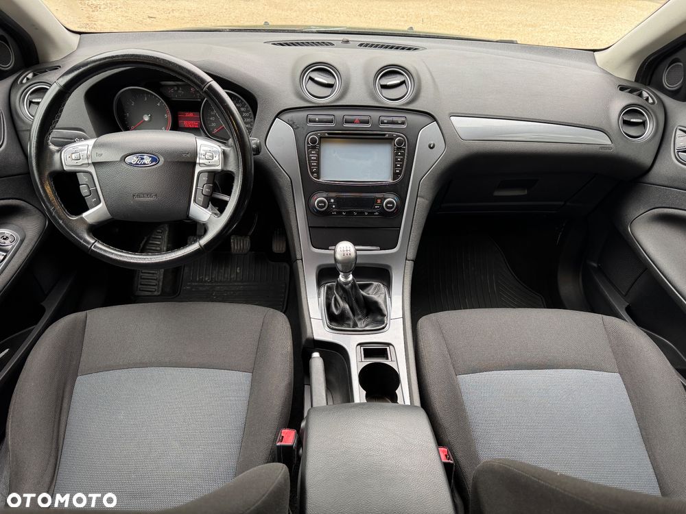 Ford Mondeo 2.0 TDCi Trend - 10